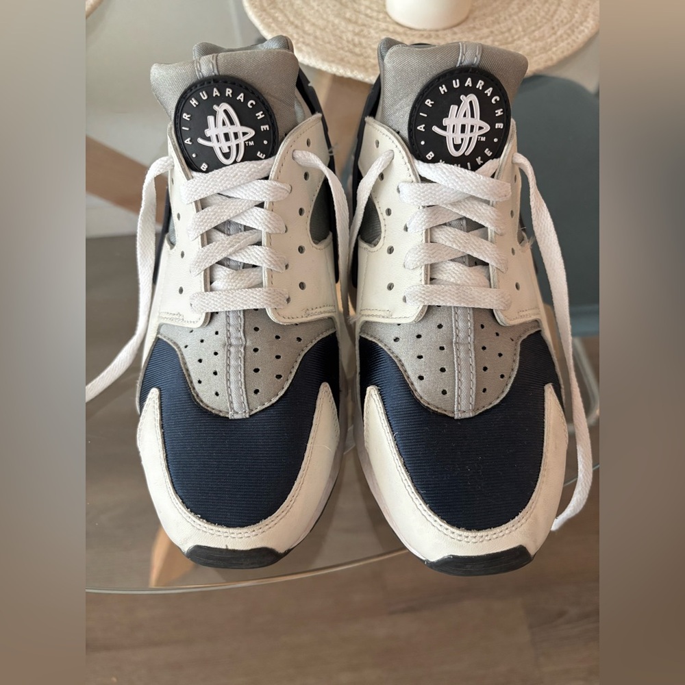 Nike Air Huarache Women’s Sneakers - Navy, Gray, and White